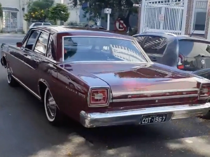 Ford Galaxie 500