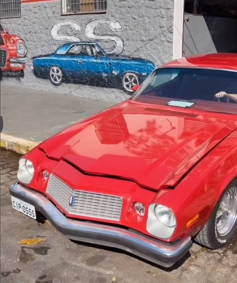 Camaro 1975 Manobra